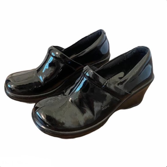 boc black patent leather clogs